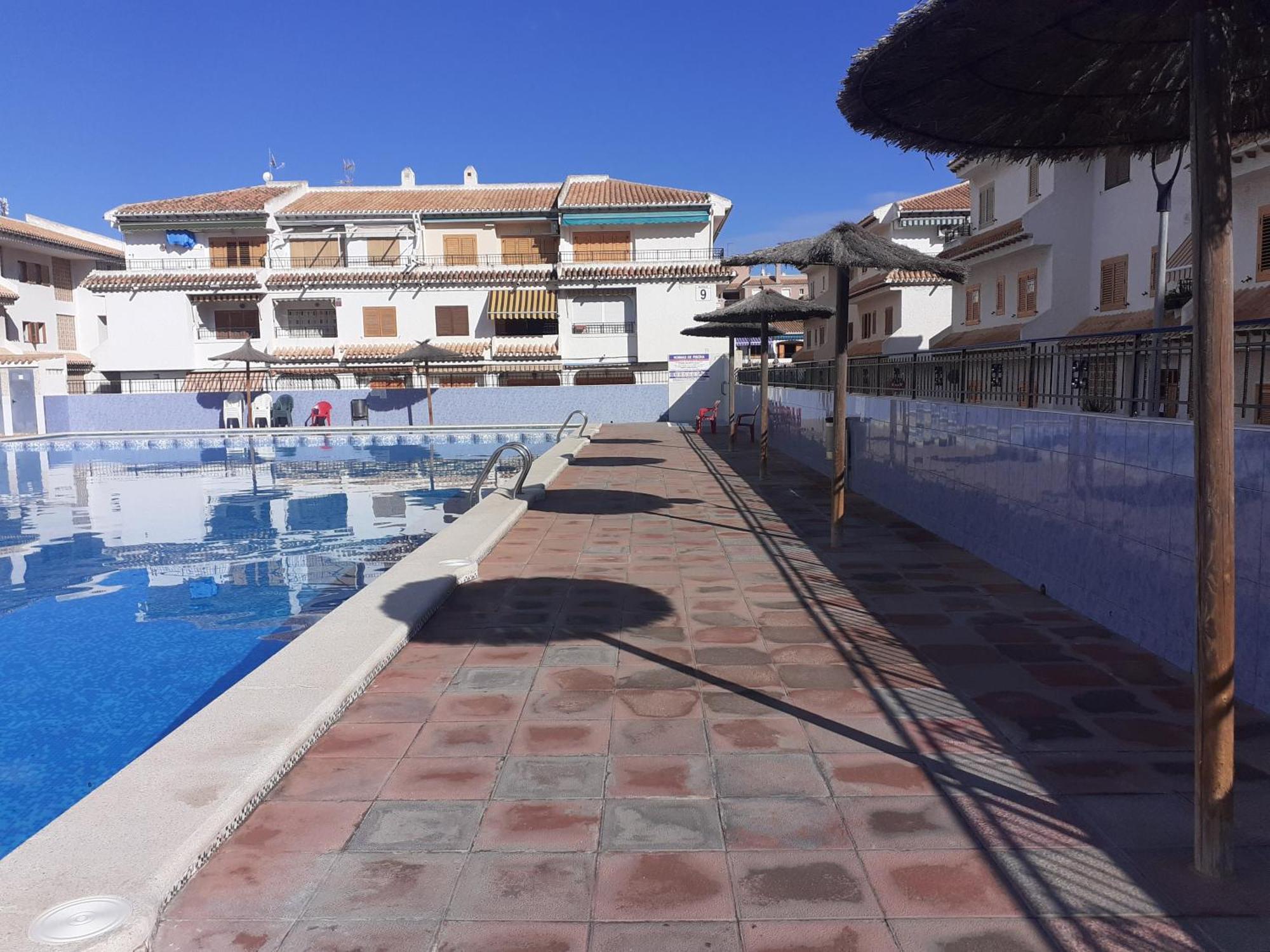 Apartamento Santa Pola, En Playa Del Tamarit Con Piscina. Exterior foto